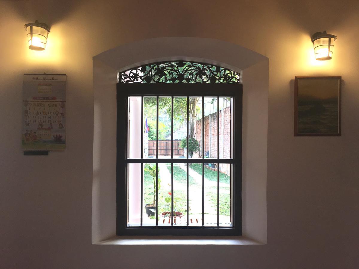 Hotel La Felicita Mirissa Esterno foto